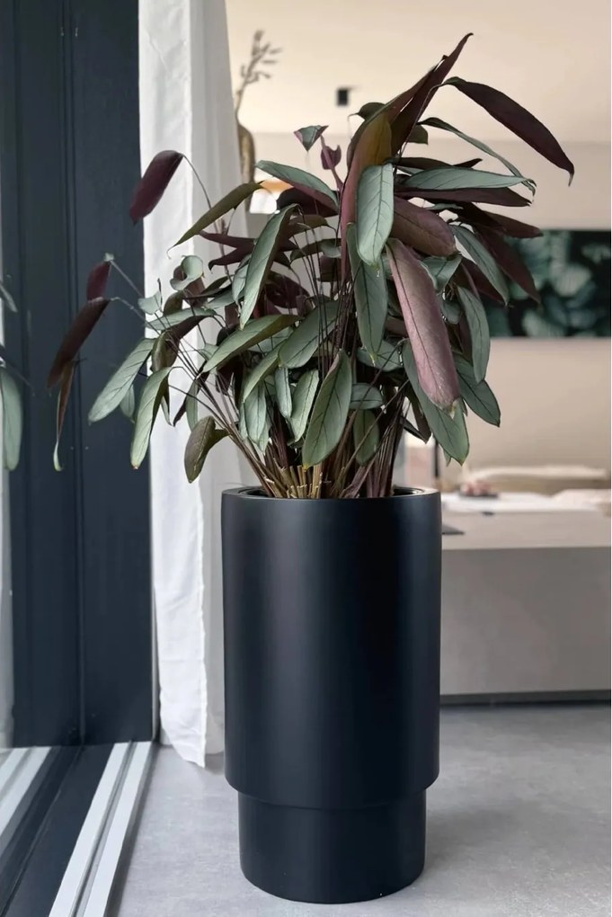 Kvetináč ESCADA, sklolaminát, výška 60 cm, čierna