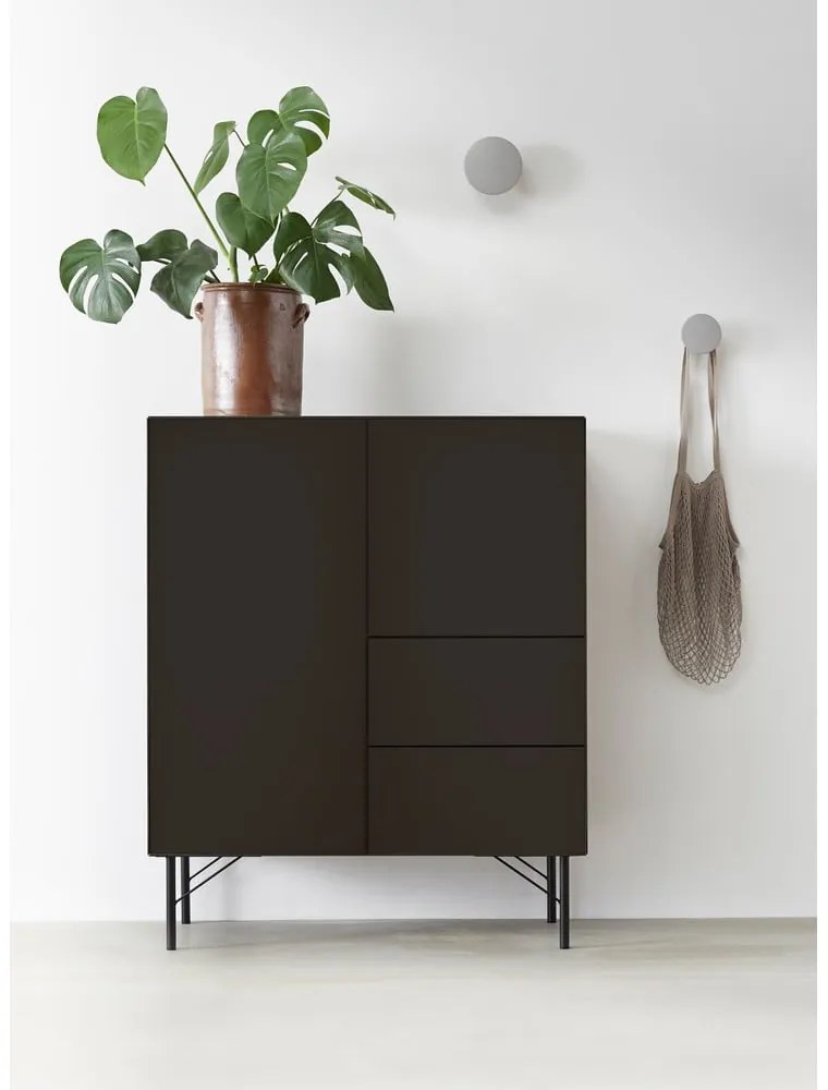 Čierna komoda Edge by Hammel