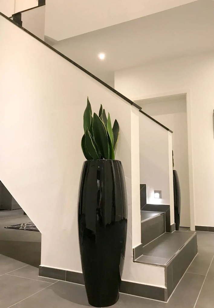 Kvetináč MAGNUM, sklolaminát, výška 100 cm, čierny lesk