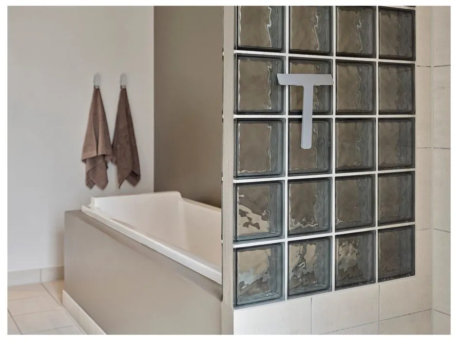 Svetlosivý nástenný kovový háčik Ume – Zone