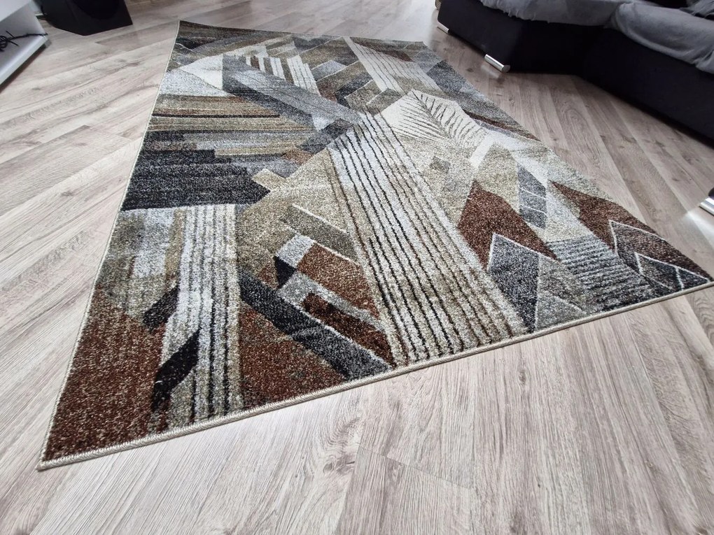 Dekorstudio Moderný koberec do obývačky VILLA - vzor 55 Rozmer koberca: 160x220cm