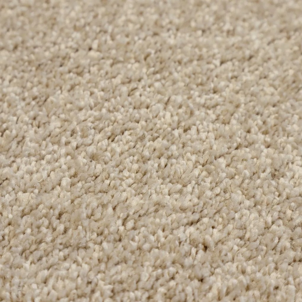 ITC, Metrážny koberec Feliz 034, na mieru, šíře 4m, béžová, filc, detská izba