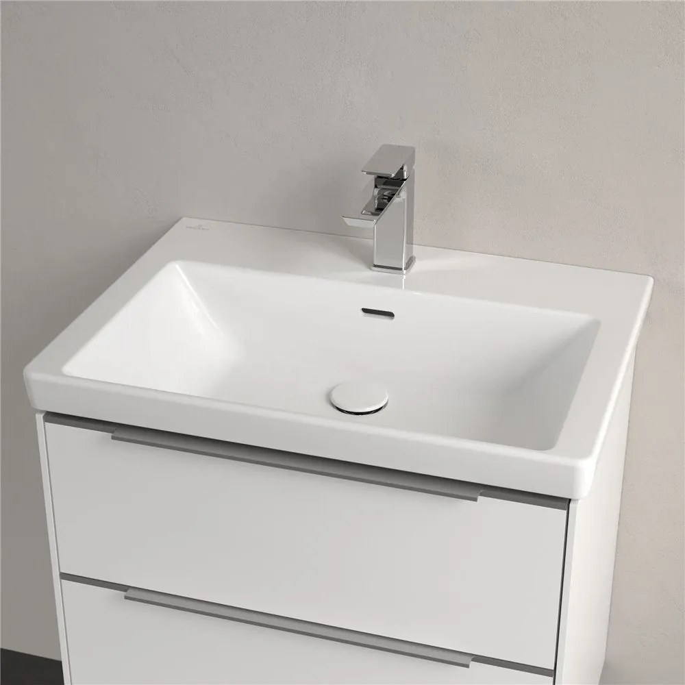 VILLEROY &amp; BOCH Subway 3.0 umývadlo na skrinku s otvorom, s prepadom, 650 x 470 mm, biela alpská, s povrchom CeramicPlus, 4A7065R1