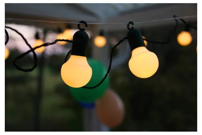 Svetelná LED reťaz vhodná do exteriéru Star Trading Party, dĺžka 5,7 m