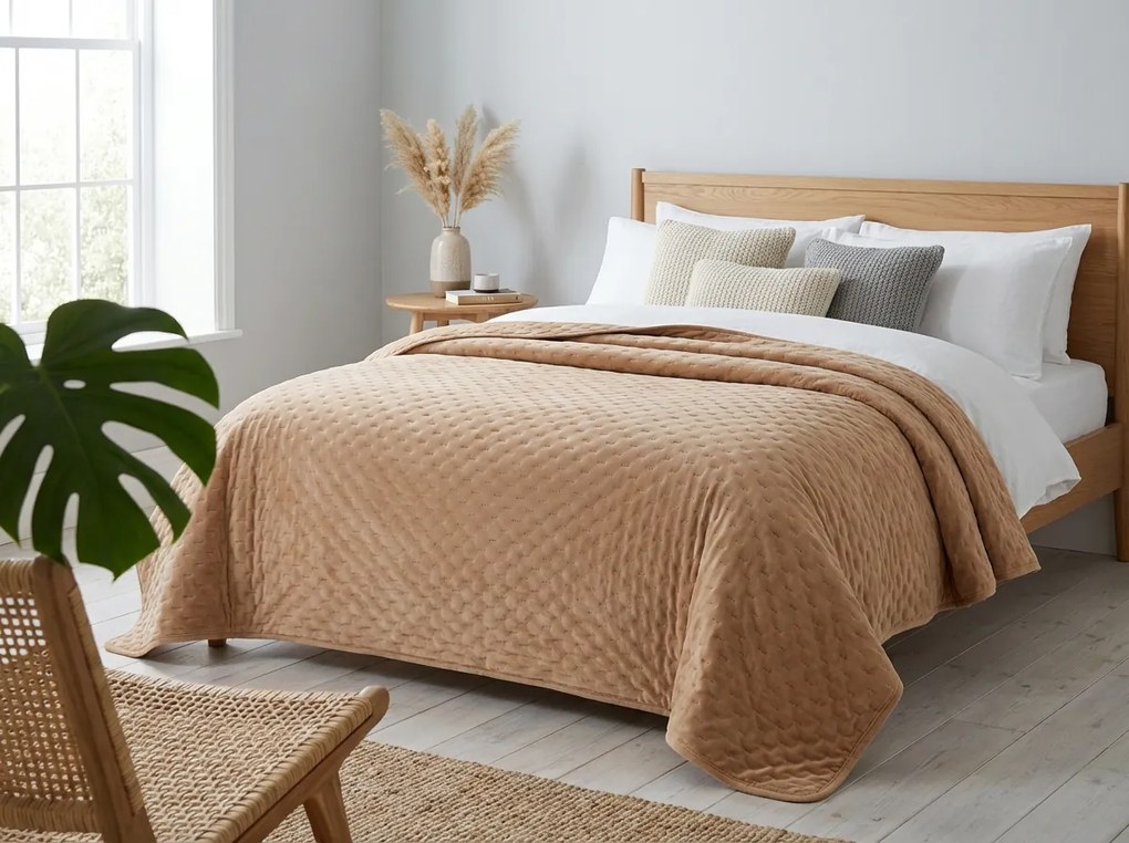 Zamatový prehoz na posteľ ASTRALIA, tmavobéžový Rozmer: 200 x 220 cm