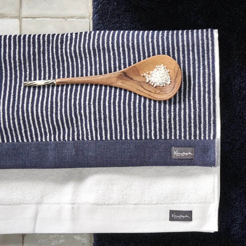 Vandyck uterák Home Petit Ligne Blue Ink - 60x110 cm