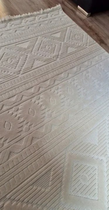 HU Krémovo, béžový moderný koberec TWIST CREAM 23929A Rozmer: 160x230 cm