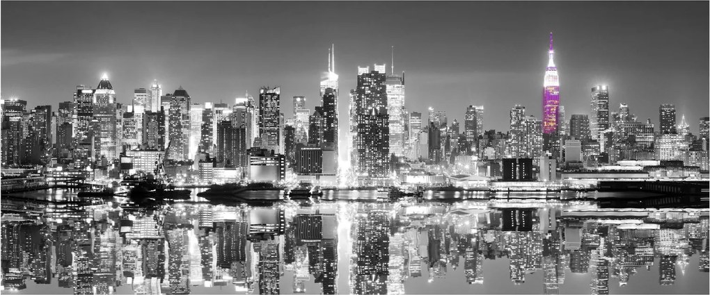 Obrázok - New York a fialový mrakodrap (120x50 cm)