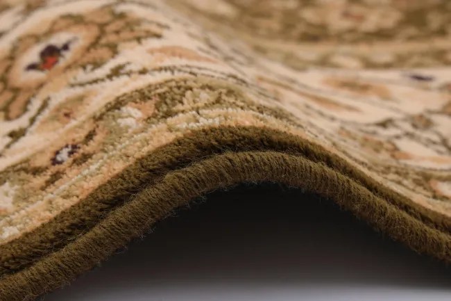 Koberec Agnella Isfahan Segowia svetlá khaki