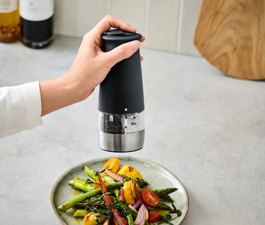 Elektrický mlynček na soľ a korenie 2 v 1