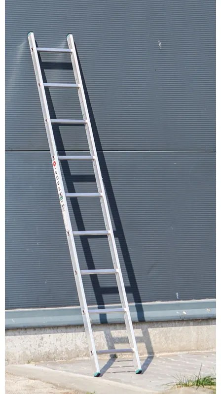 Hliníkový jednodielny rebrík ALVE EUROSTYL, 1x9 priečok, dĺžka 2,56 m