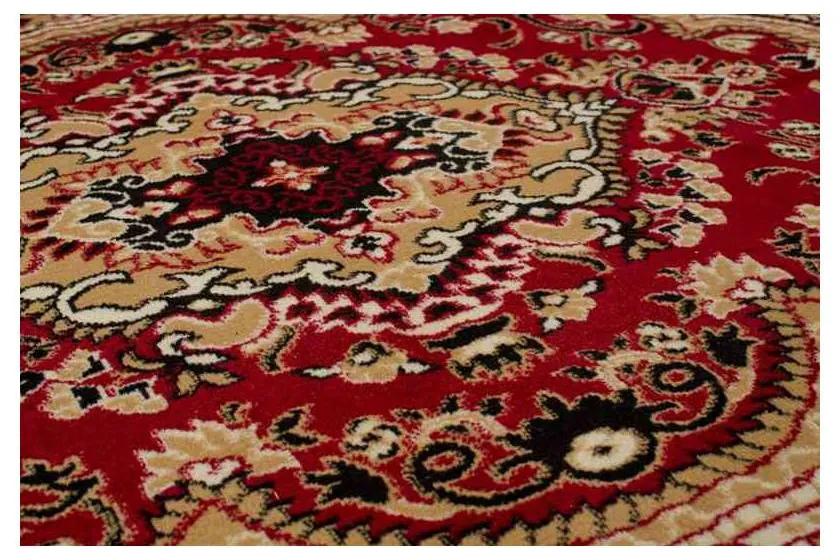 Kusový koberec PP Akay červený 200x250cm