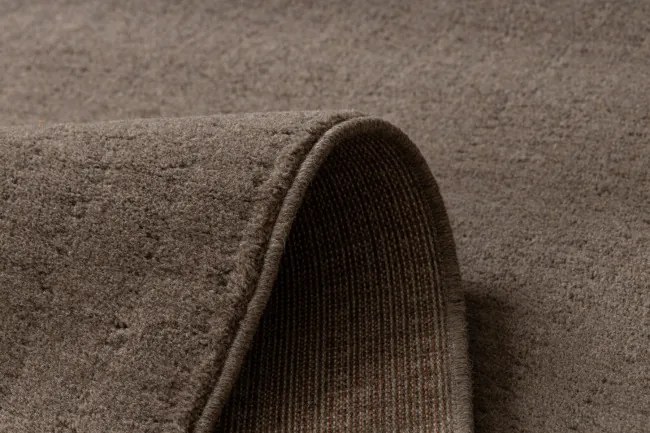 Koberec TEXTURA 488.24.LA600 Osta hnedý