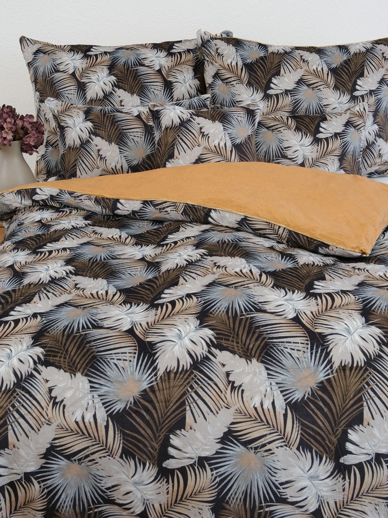 Predĺžené obliečky mikroplyš Digital – Taisa čierno/zlatá