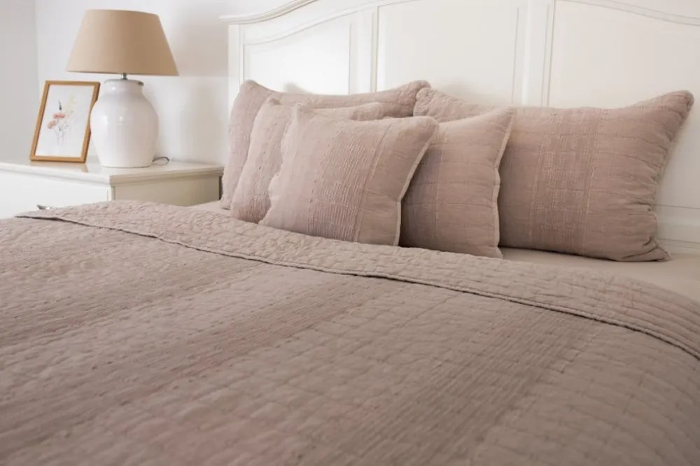 Prešívaný prehoz Deluxe s opraným vzhľadom STONE PINK 220x240 cm