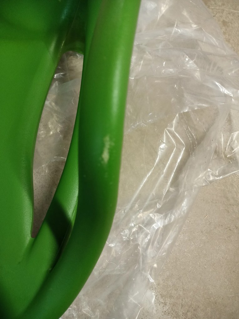 AKCIA Zelená plastová stolička KATO II. akosť