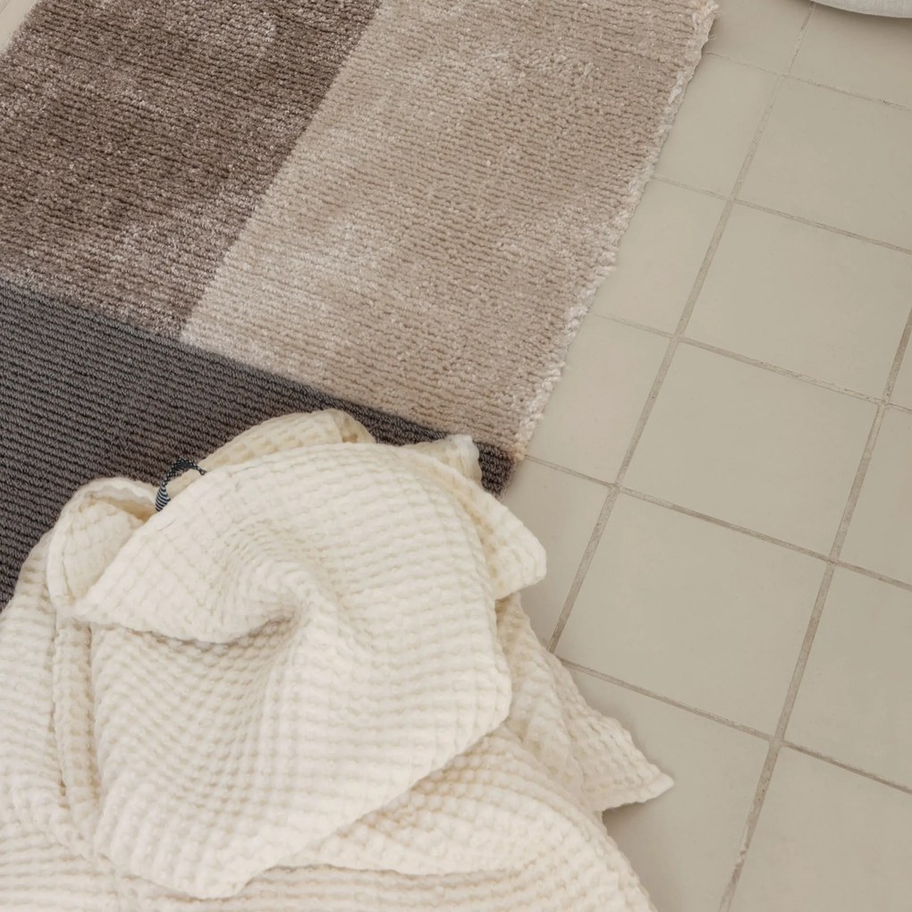 Ferm Living Uterák z organickej bavlny Off-white 50 × 100 cm