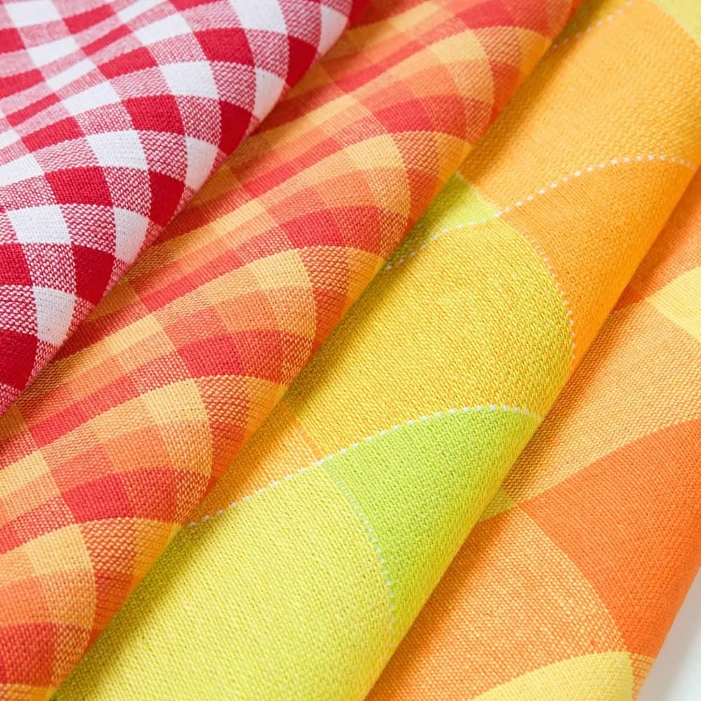 Biante Kuchynská bavlnená utierka Olivia OL-019 Hnedo-béžová kocka malá