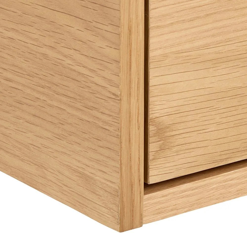 Nočný stolík v dekore duba v svetloprírodnej farbe Monfort – Actona