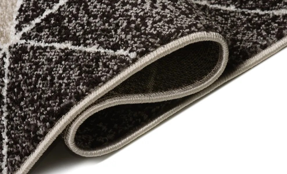Moderný koberec Fiesta s geometrickým vzorom Šírka: 60 cm | Dĺžka: 110 cm