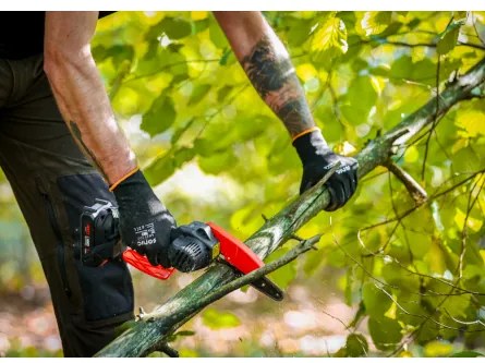 Akumulátorová reťazová píla RTMPA0064 21V RTMPA0064