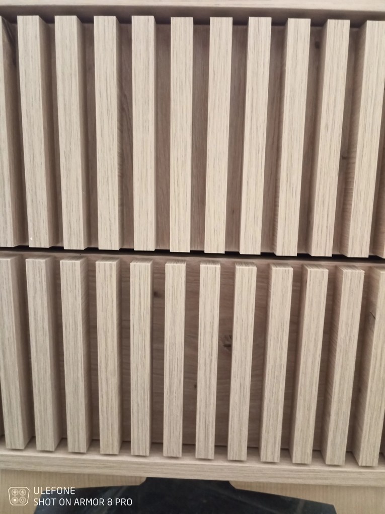 AKCIA Nočný stolík ENTSIAN 40x40cm, dub artisan II. akosť