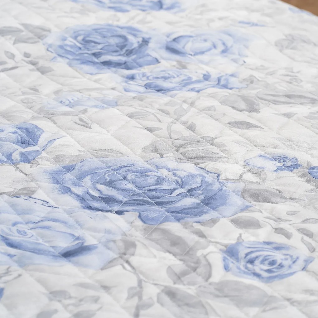 4Home Prehoz na posteľ Roses in blue, 220 x 240 cm + 2x 40 x 40 cm