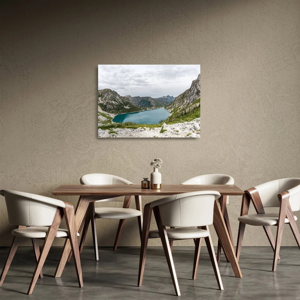 Sklenený obraz jazera v horách (70x50 cm)