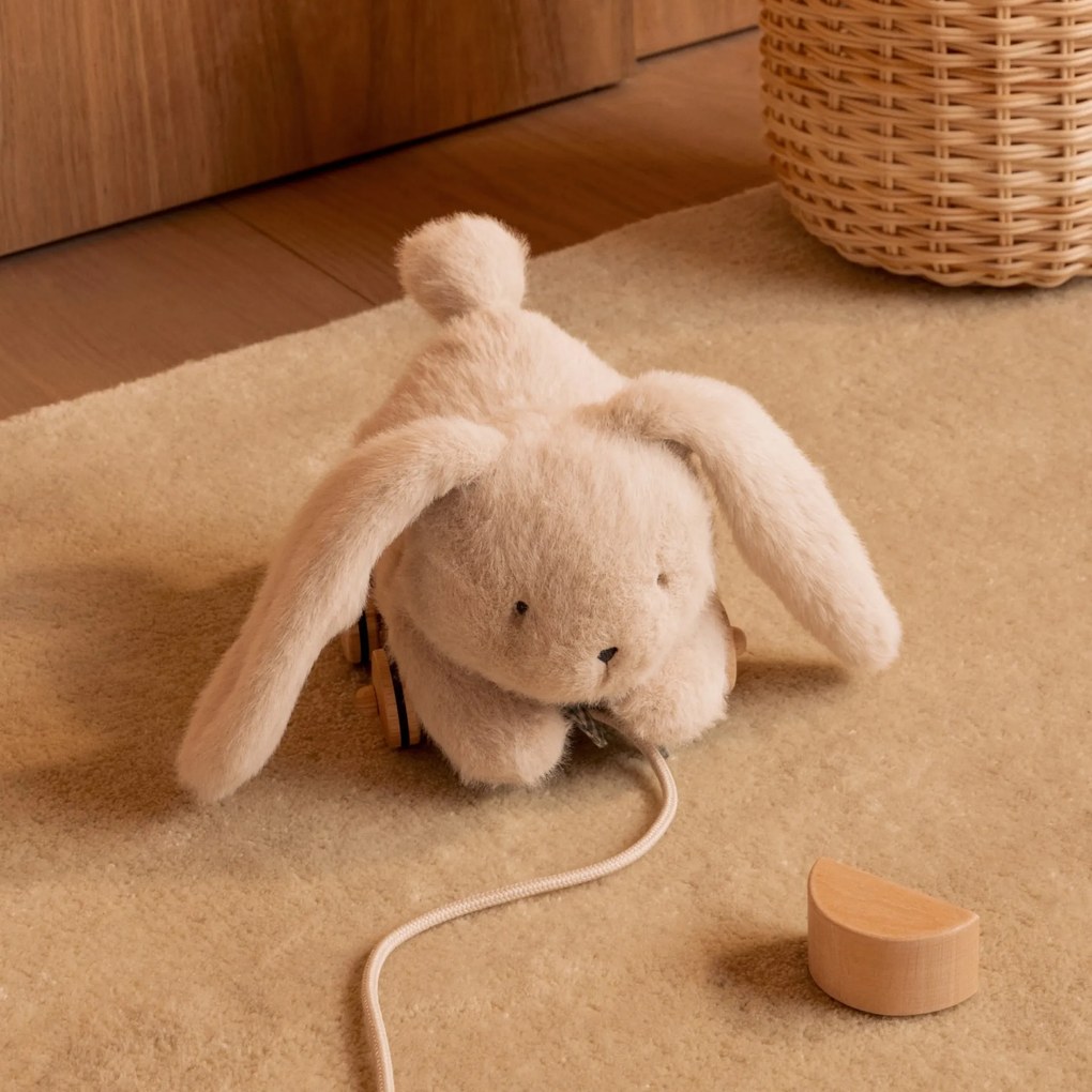 LIEWOOD Ťahacia plyšová hračka Pera Rabbit