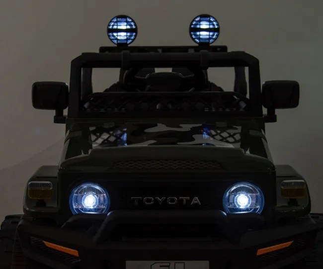 Elektrické autíčko Toyota FJ Cruiser army