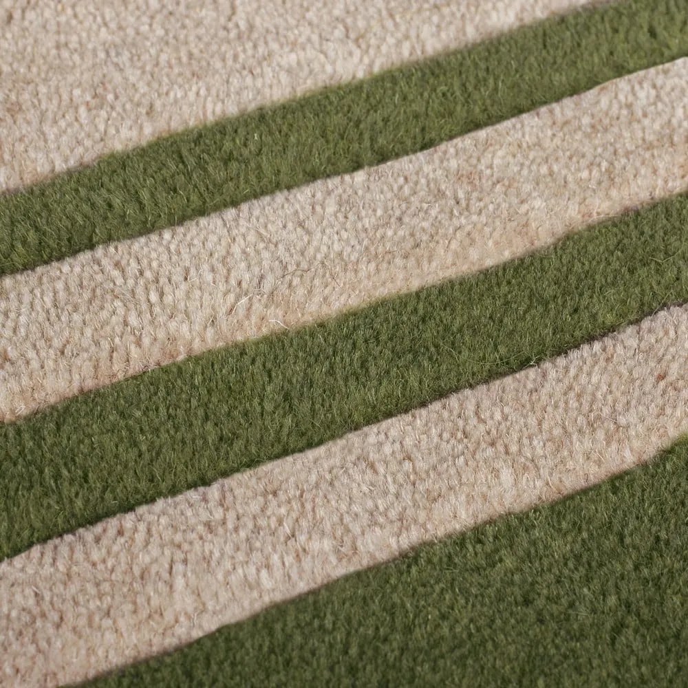 Ručne tkaný vlnený behúň v zeleno-prírodnej farbe 80x230 cm Lois Scallop – Flair Rugs