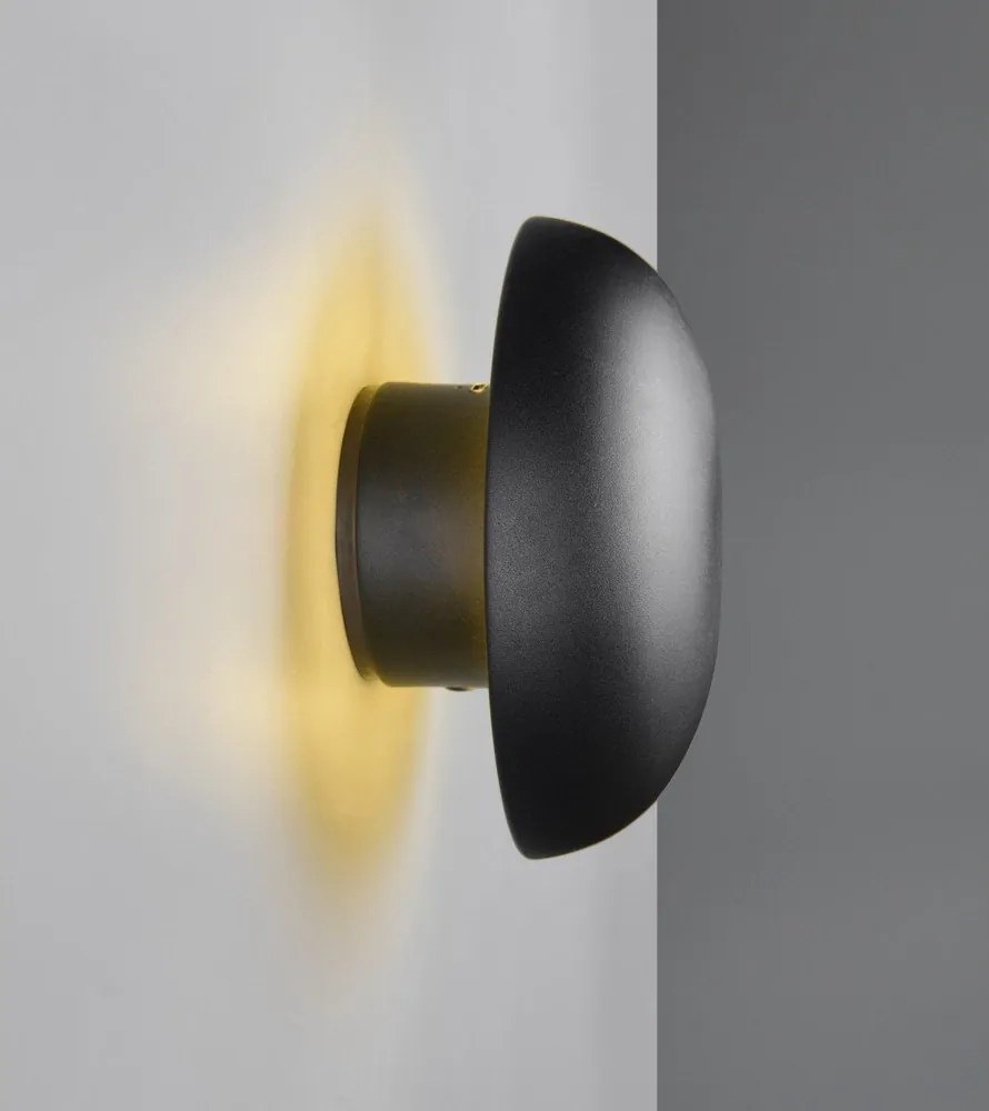 Matne čierne LED nástenné svietidlo na USB Davey – Reality