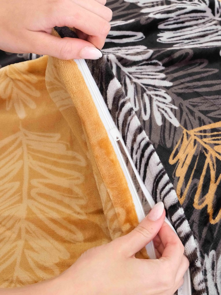 Obliečka na vankúšik mikroplyš Exclusive 40 × 40 cm - Zoe