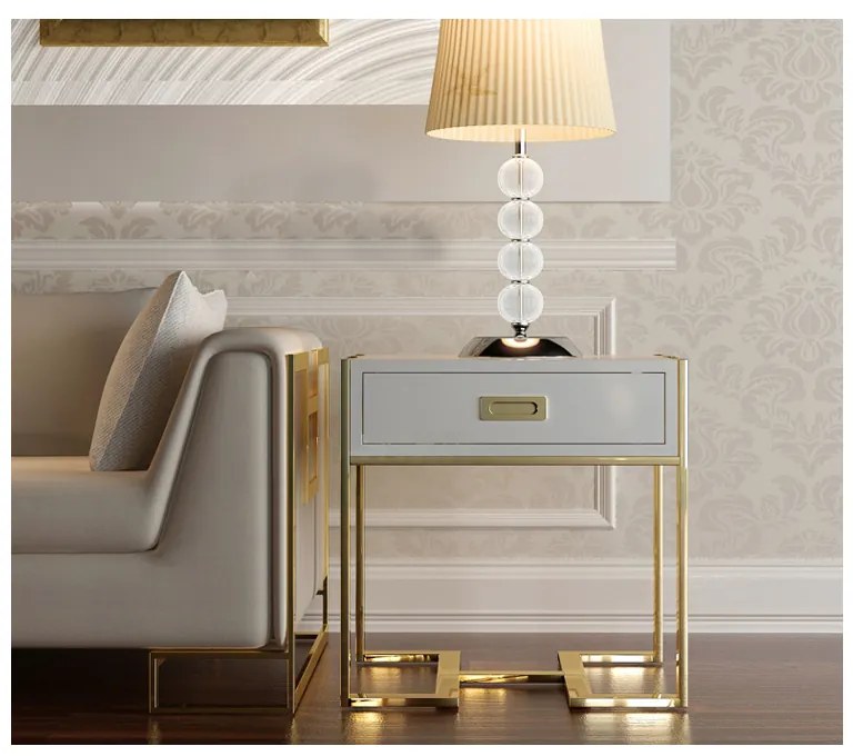 ELEGANTNÝ NOČNÝ STOLÍK KAREN BIELÝ LESK + ZLATÝ