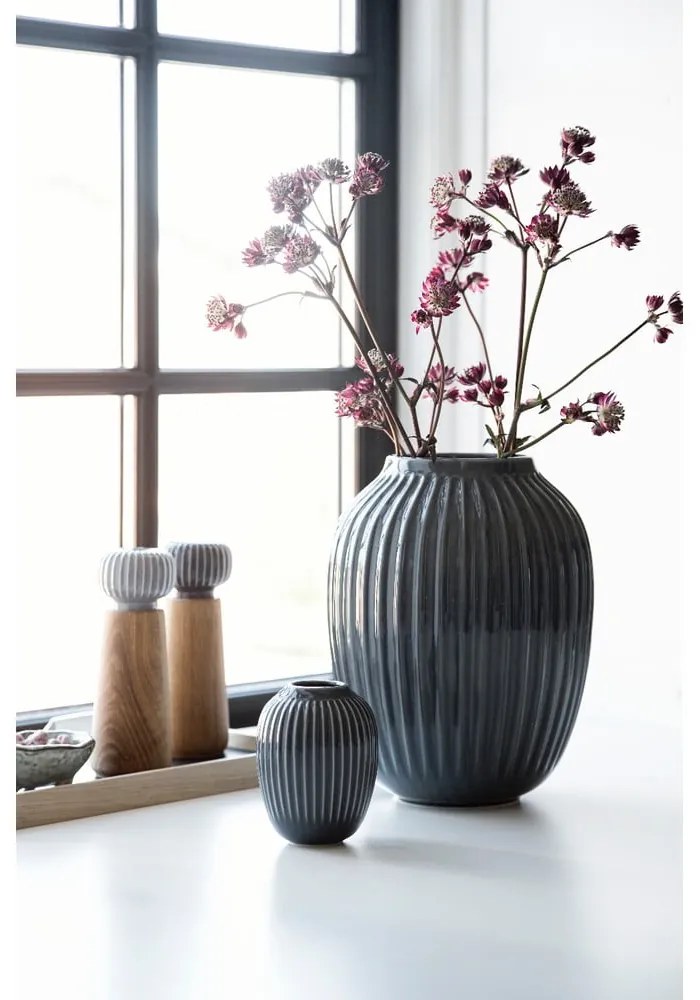 Antracitovosivá kameninová váza Kähler Design Hammershoi, , ⌀ 8,5 cm