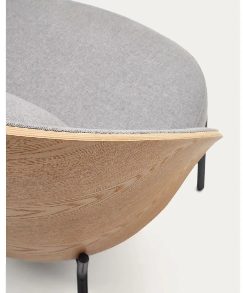 Kreslo v sivo-prírodnej farbe Eamy – Kave Home