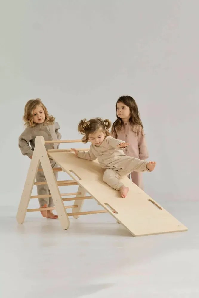 Šmykľavka - lezecká stena prírodná veľká