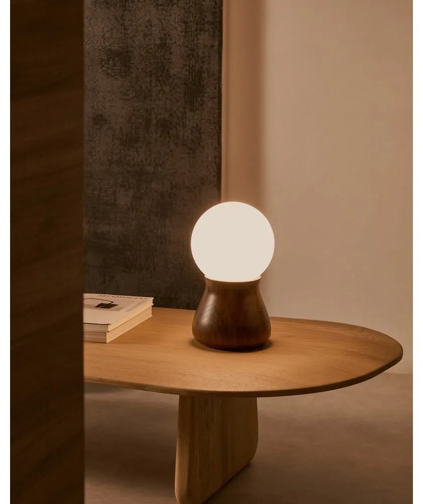 Tmavohnedá stolová lampa z kaučukového dreva (výška 26 cm) Okeni – Kave Home