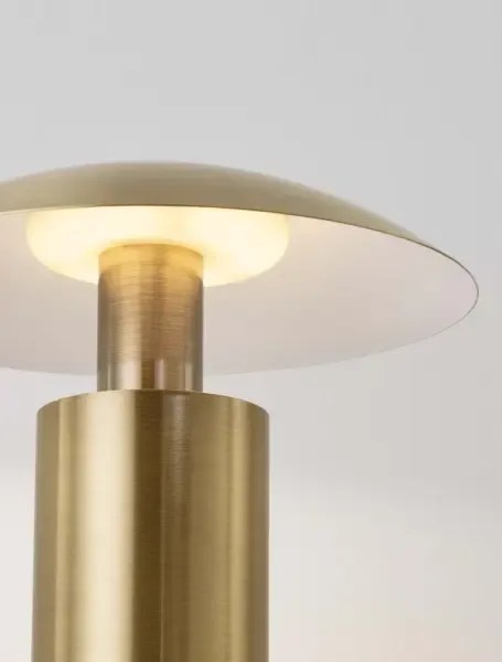 LED mosadzno-zlatá stolná lampa Karpos