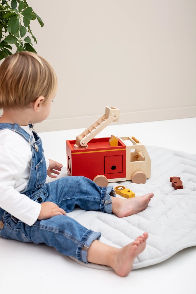 Trixie Drevené hasičské auto