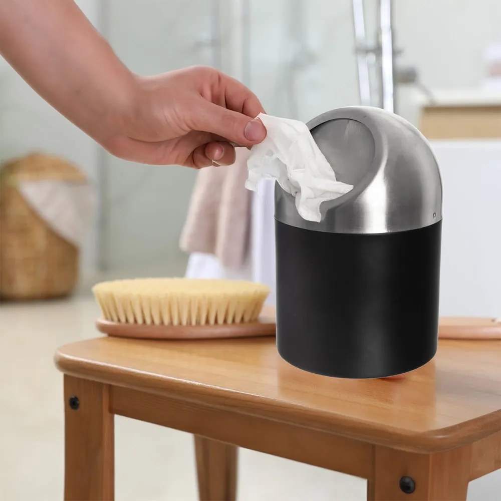 Čierny odpadkový kôš z nehrdzavejúcej ocele 1,2 l BLACK – Orion