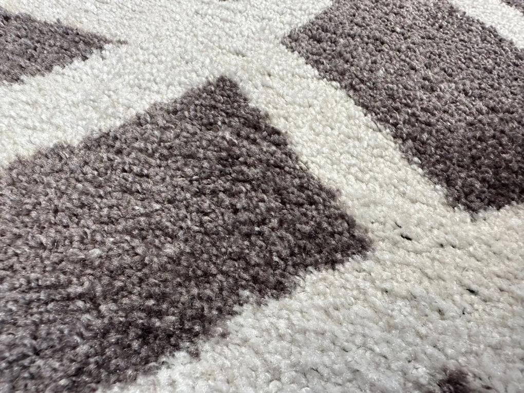 GDmats koberce Dizajnový kusový koberec Honeycomb od Jindřicha Lípy - 160x230 cm