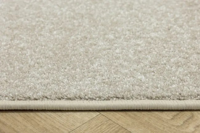 Metrážny koberec BRIGHTON 173 béžový