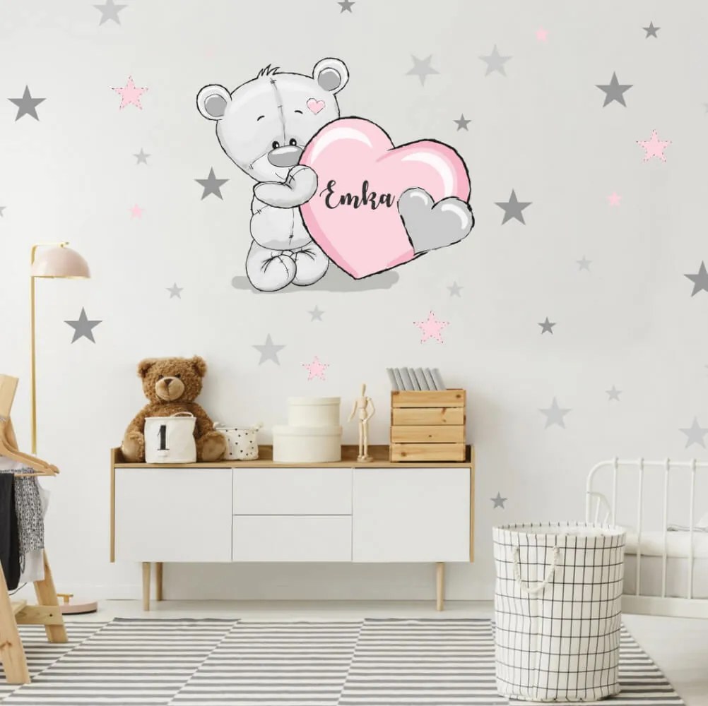 Nálepka - pudrový medveď s hviezdami a menom, personalizovaná samolepka