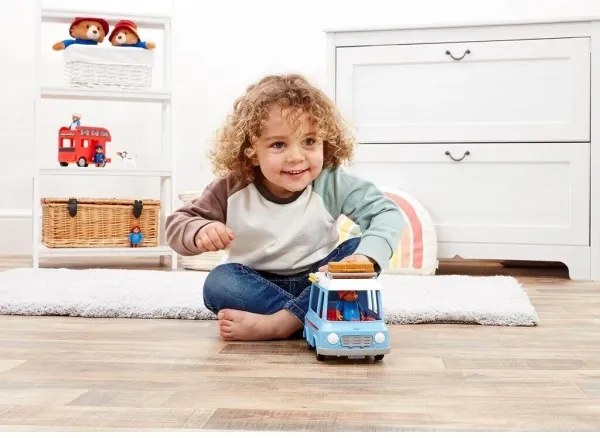 Rainbow - Paddington a maringotka Bessie