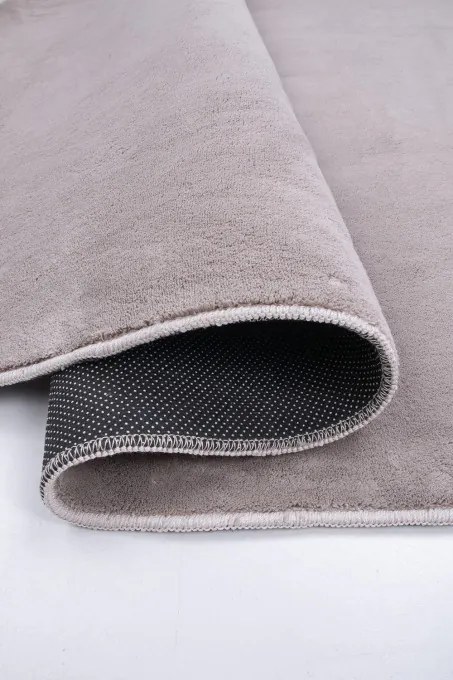 Protišmykový koberec PLUSH béžový