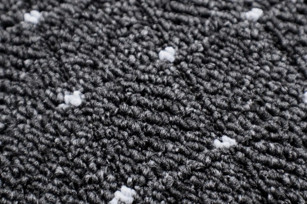 Condor Carpets, Koberec metráž Udinese antracitový - neúčtujeme odrezky z role, na mieru, šíře 4m,na mieru, neúčtujeme odrezky, čierna, filc, chodba / predsieň