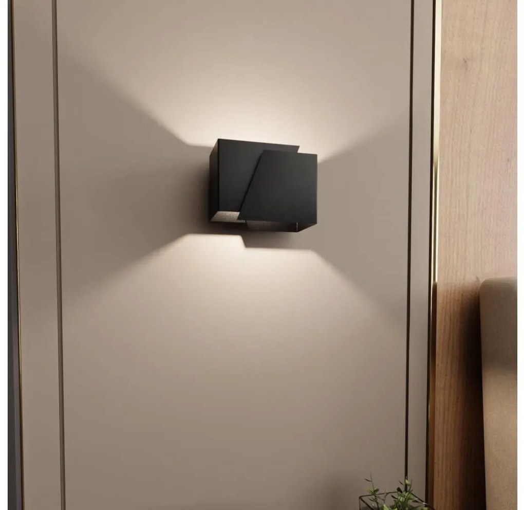 Nástenné svietidlo FROST 1xG9/8W/230V čierna