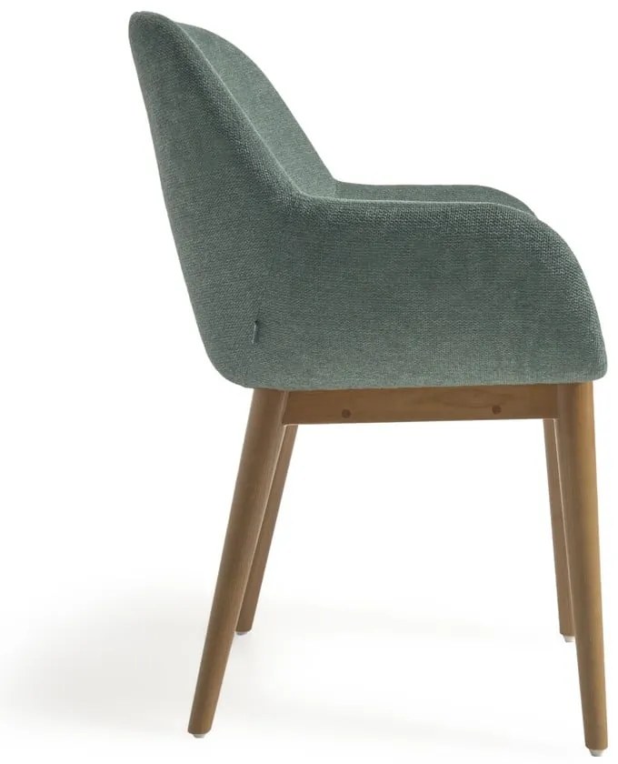 Zelené čalúnené jedálenské kreslo s podrúčkami Konna – Kave Home