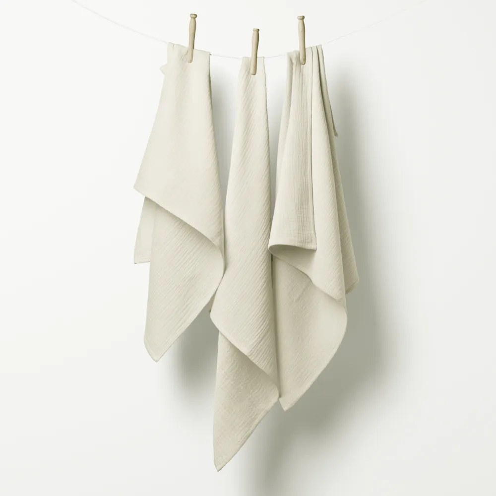 Biante Mušelínová plienka/dečka Nature MSN-018 Svetlo vanilková - ZVÝHODNENÁ SADA 3 KS 100x100 cm - Sada 3 ks